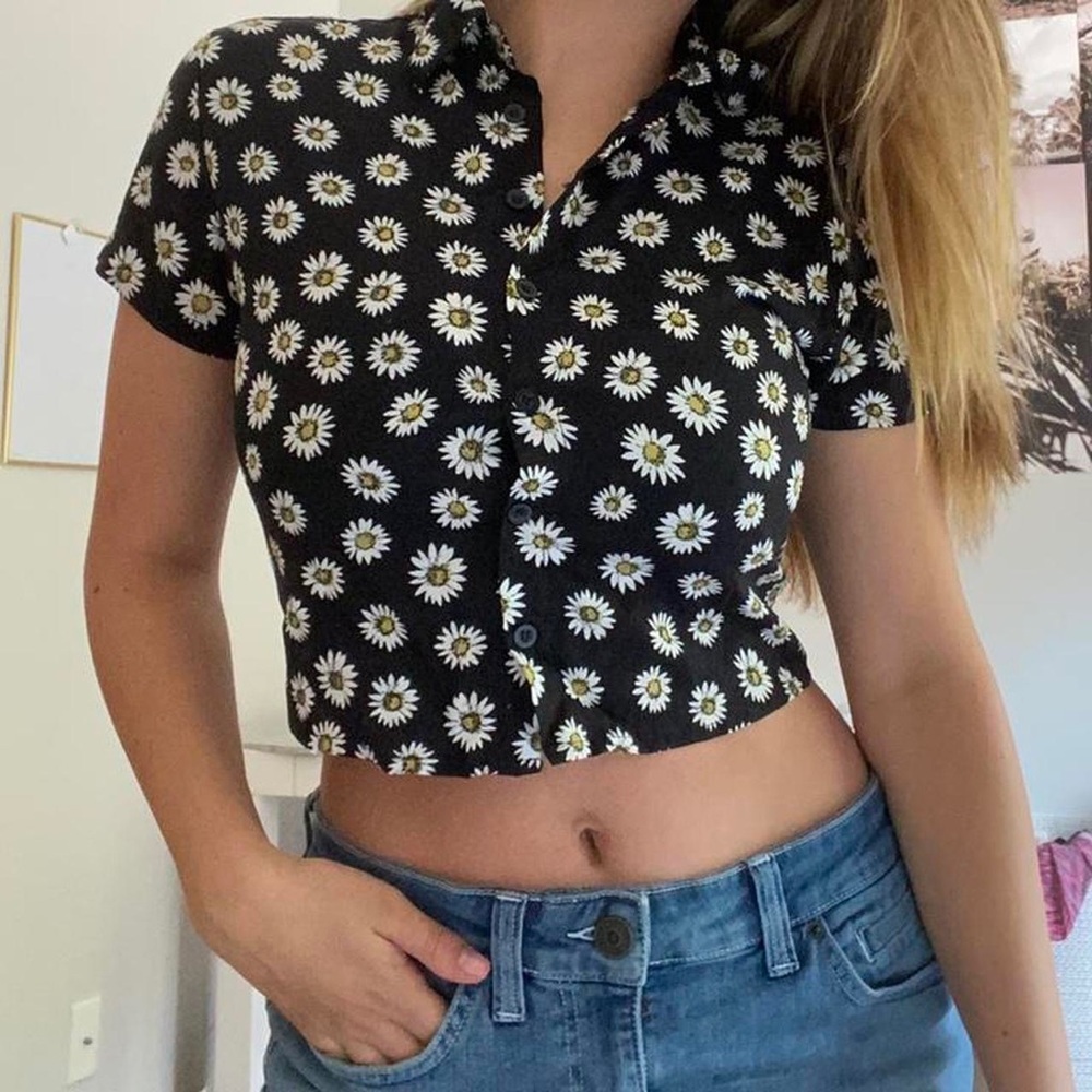 Motel black daisy button up tee